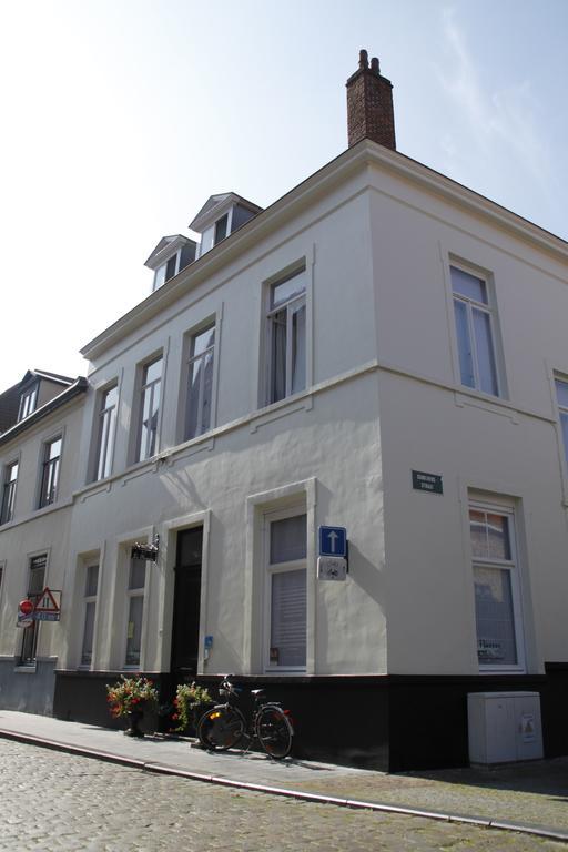 B&B Le Flaneur Brugge Buitenkant foto